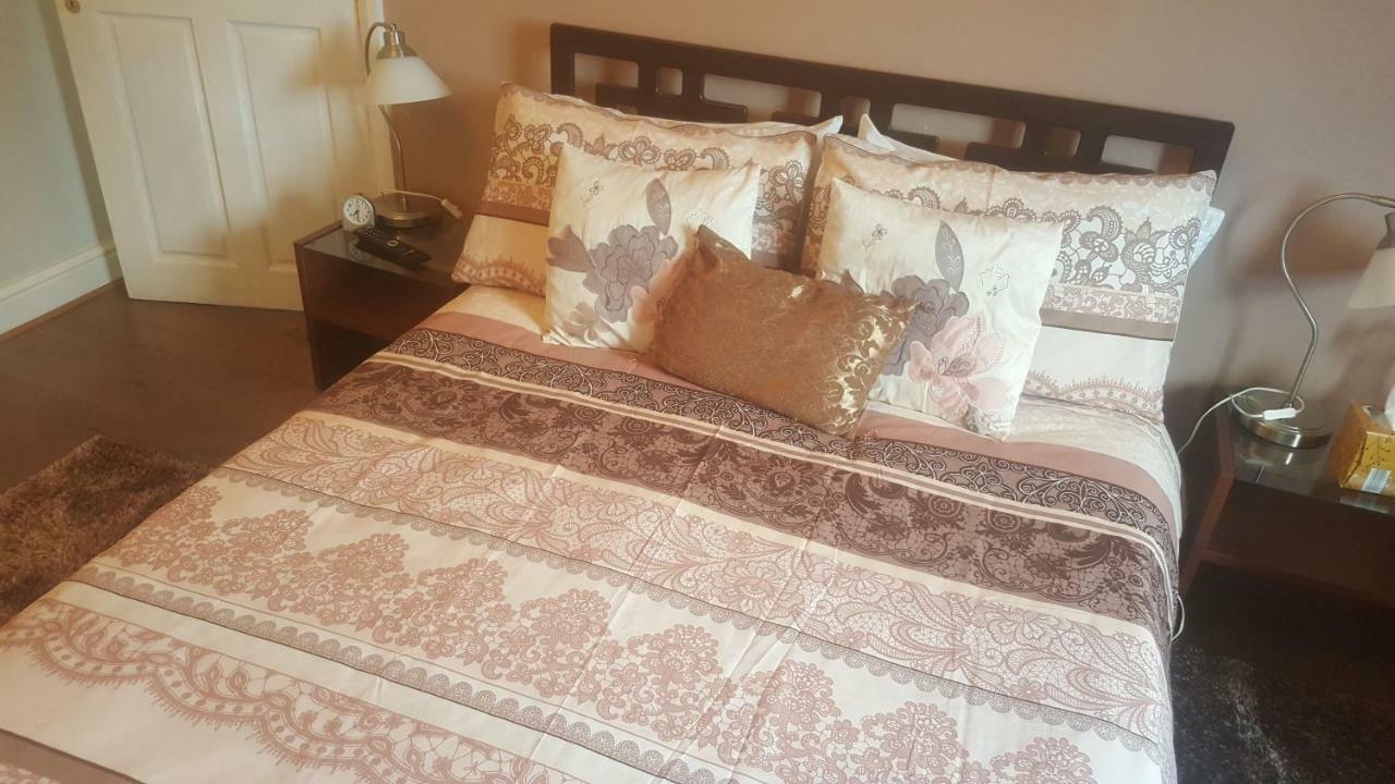 Comfy Room Well Located 런던 외부 사진